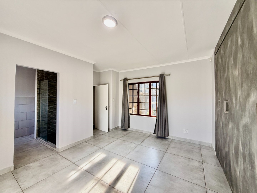 To Let 3 Bedroom Property for Rent in Melodie North West